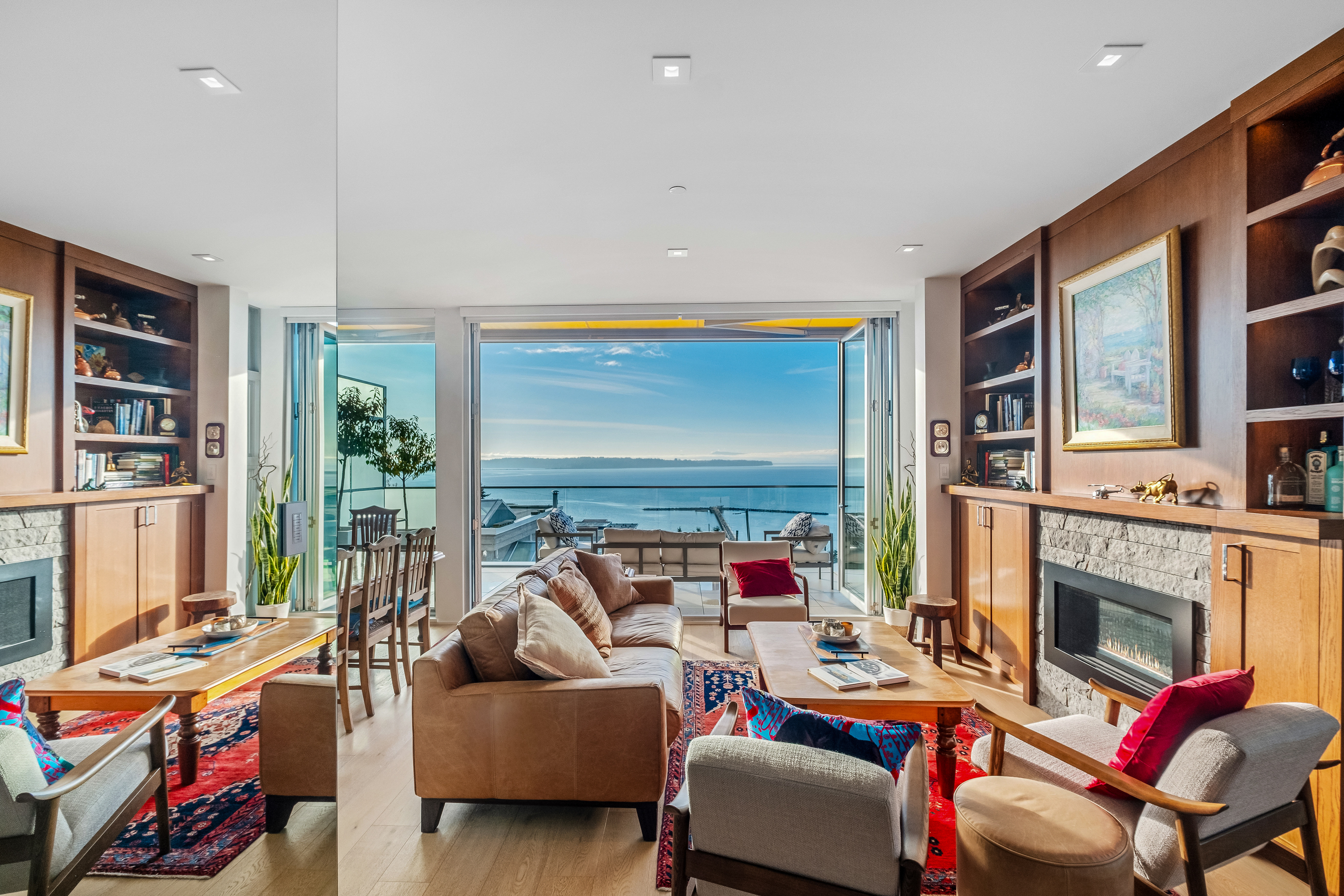 15046 Buena Vista Avenue